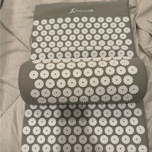 ProsourceFit Acupressure Mat and Pillow Set - Gray and White